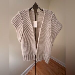 The Corner Italian Womens Crean Knit Sweater Vest Size S-M